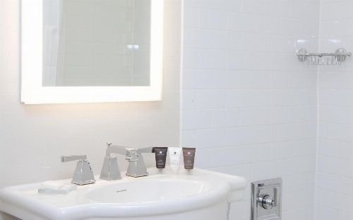 Crowne Plaza Baltimore - Inner Harbor image 4